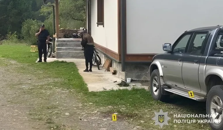 На Львівщині затримали 44-річного чоловіка, який влаштував стрілянину в селі