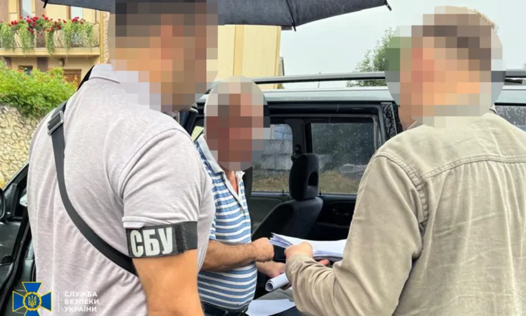 На Львівщині СБУ викрила керівників військово-лікарських комісій, які «списували» ухилянтів з військового обліку