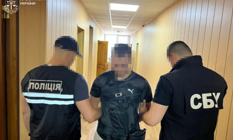 У Львові жителя Запоріжжя підозрюють у заволодінні грошима через обмін валют