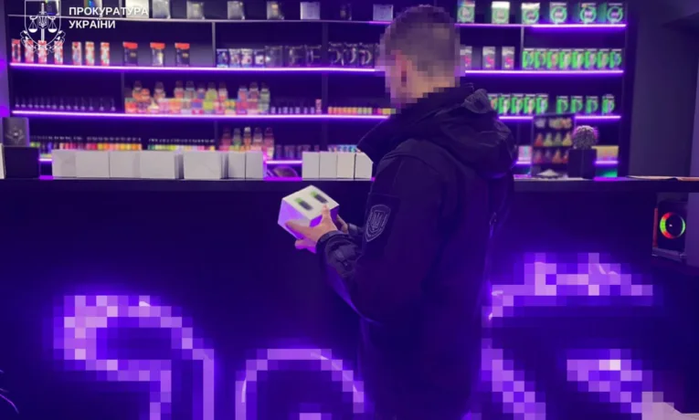 У Львові вилучили контрафактні електронки та рідини до вейпів на 16 мільйонів гривень