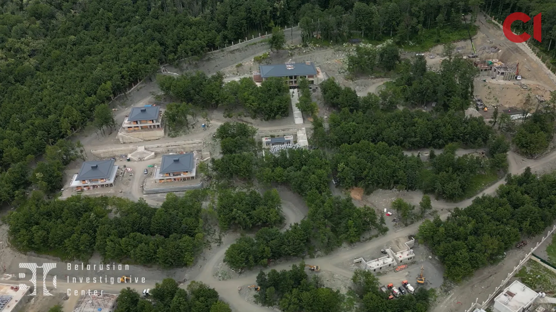 Кіпрська компанія матері львівського бізнесмена кредитувала фірму, що будує резиденцію Лукашенка в Росії, — розслідування