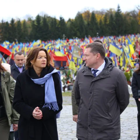 На Львівщину з офіційним візитом прибула віцепрем’єрка та глава МЗС Словенії Таня Файон (фото)