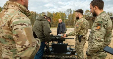 На Львівщині провели перший публічний краш-тест ударних наземних роботизованих комплексів