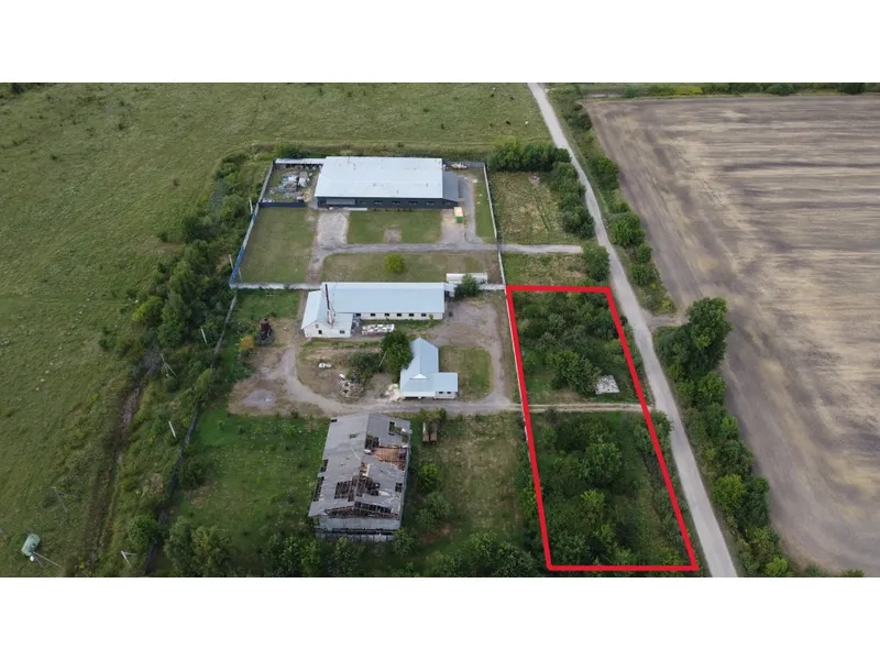 Жовківська міська рада продала дві промислові ділянки у Сопошині за 1,5 млн грн