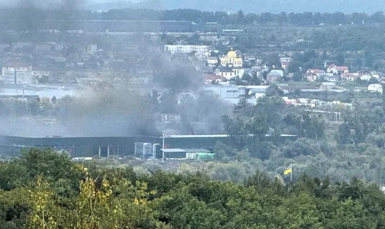 На території сміттєпереробного заводу у Львові сталася пожежа