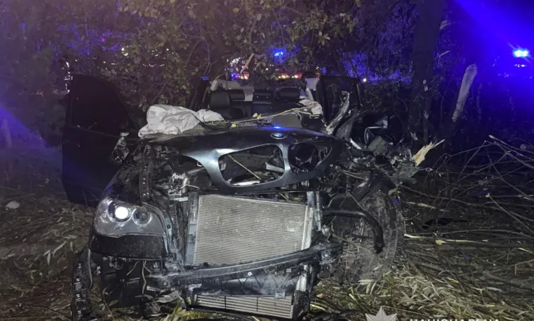 На Львівщині внаслідок ДТП загинув неповнолітній, ще четверо людей у лікарні