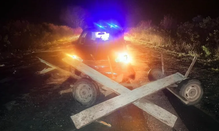 На Львівщині внаслідок ДТП травмовані водії мікроавтобуса та підводи