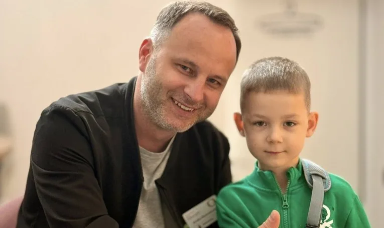 Львівські лікарі врятували 6-річного хлопчика з розривом печінки після важкої ДТП