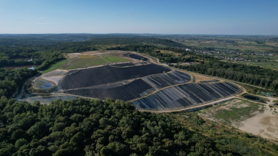 Через негоду завершення рекультивації Грибовицького сміттєзвалища відклали до червня 2026 року