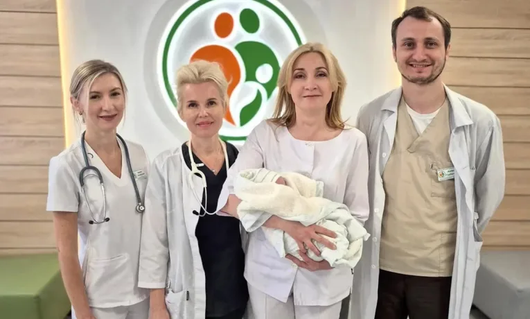 Львівські лікарі врятували передчасно народжену дитину із вродженою патологією кишківника