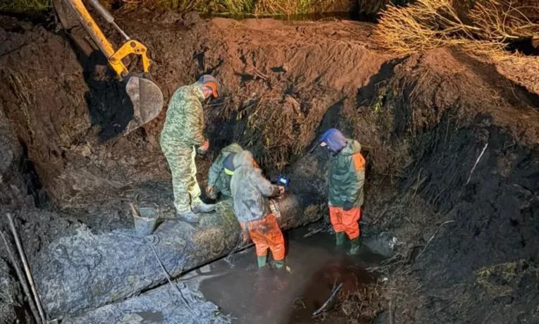 На водогоні біля Львова нова аварія: 50 000 мешканців третю добу без води – фото, відео