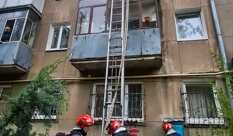 У Львові сталася пожежа в квартирі: травми отримала 56-річна жінка