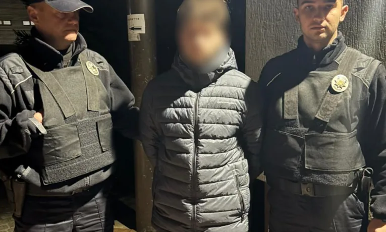 Поліція затримала 19-річного палія відділення «Нової пошти» у Львові