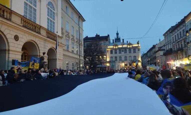 У Львові відбулась масштабна акція на підтримку військовополонених і зниклих безвісти