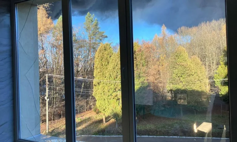 У Львові внаслідок обстрілу був пошкоджений Центр легеневого здоров’я