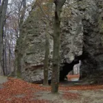 На Львівщині біля «Чотових скель» знайшли тіло 58-річного чоловіка