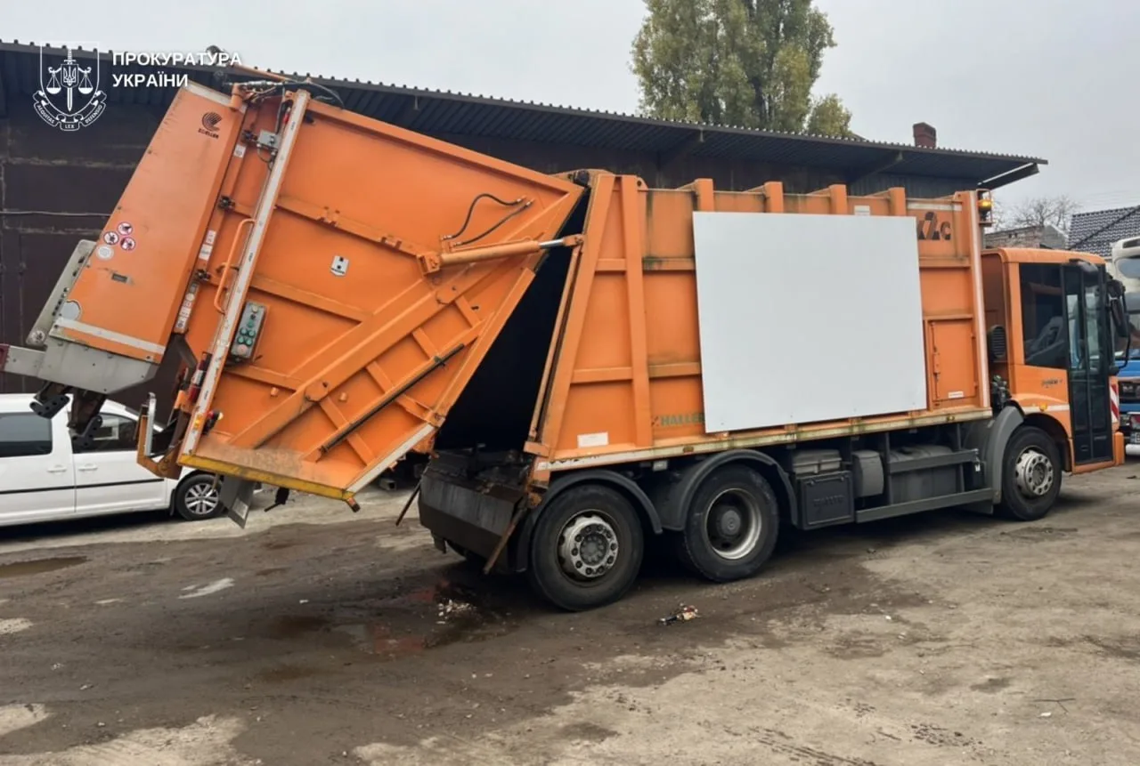 Замість допомоги армії — продаж бізнесу: у Львові викрили схему незаконного ввезення спецтехніки