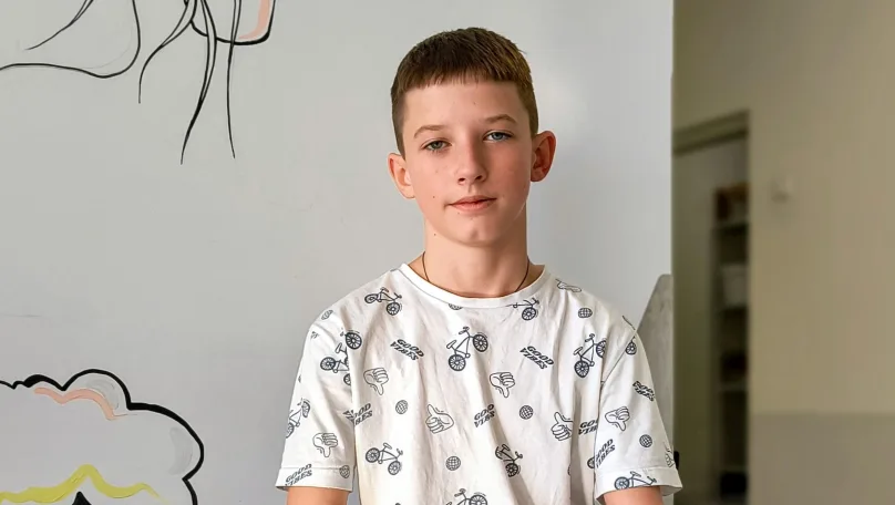 Львівські медики за 6 хвилин випалили пухлину кістки 13-річному волонтеру та сину захисника