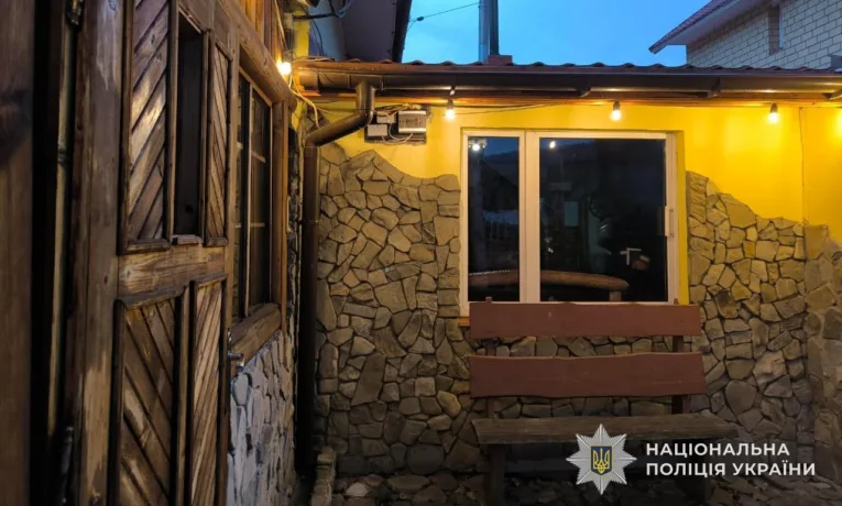 На Львівщині затримали чоловіка, який жорстоко побив власника кафе