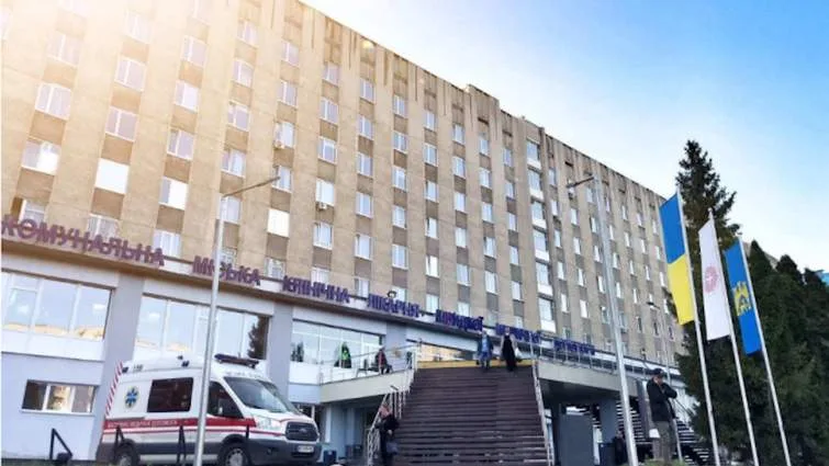 Міська рада провалила голосування про реорганізацію п’яти поліклінік у Львові