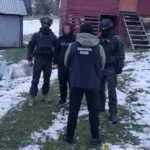 На Львівщині поліцейські викрили зловмисника, який зробив «врізку» в магістральний нафтопродуктопровід