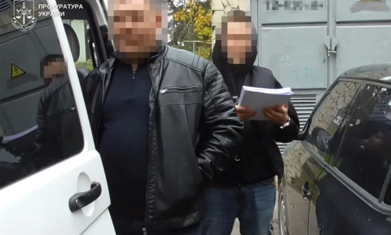 На Львівщині викрито посадовця міськради та ексдиректора агрофірми у незаконних оборудках з землями