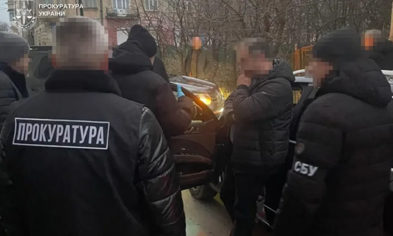 На Львівщині двоє чоловіків «продавали» втечу за кордон на човні за 13 тисяч доларів