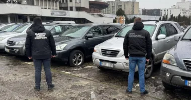 На Львівщині викрили схему продажу авто, ввезених як гуманітарна допомога для ЗСУ