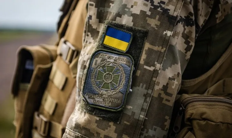 На Львівщині чоловік утік до Польщі, доки прикордонник був у туалеті