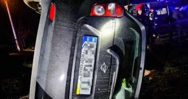 У Львівському районі рятувальники деблокували тіло загиблого водія після потрійної ДТП