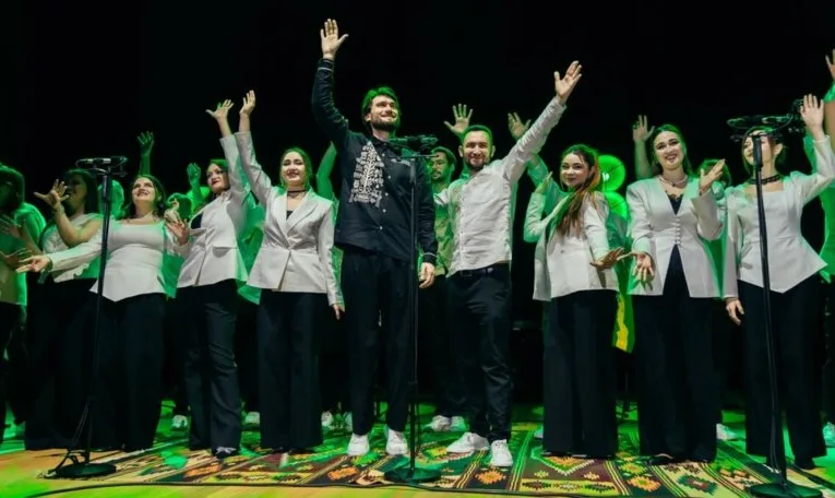 Львівський хор “Гомін” під час європейського туру зібрав близько 10 млн грн на ЗСУ