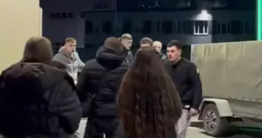 Напад на ансамбль «Гуцулія»: на Львівщині до відповідальності притягнули ще трьох неповнолітніх учасниць інциденту на АЗС у Шептицькому