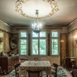 Як почуваються сучасні нащадки НКВДистів Львова у “не своїх” квартирах..?