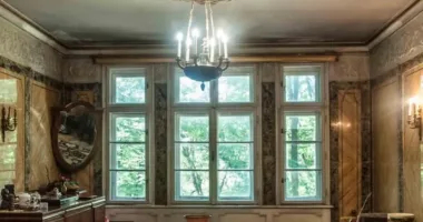 Як почуваються сучасні нащадки НКВДистів Львова у “не своїх” квартирах..?