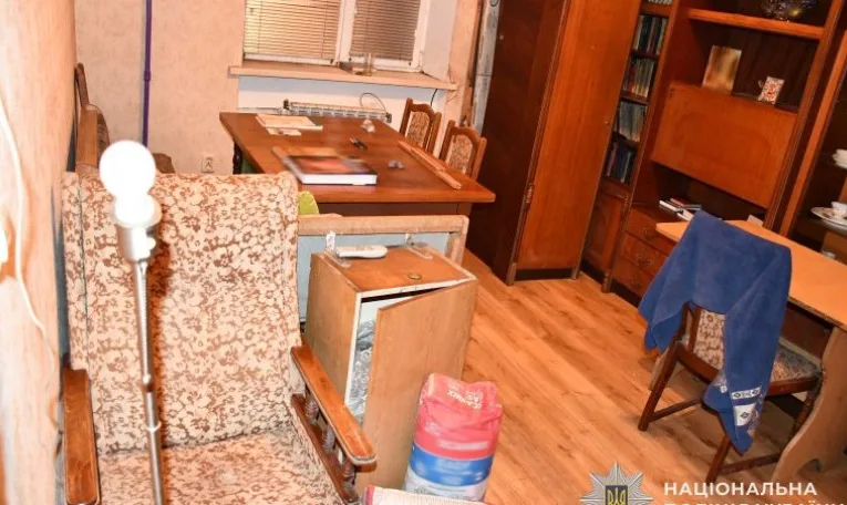 На Львівщині чоловік через ревнощі двічі вдарив жінку шилом у груди — потерпіла померла в лікарні