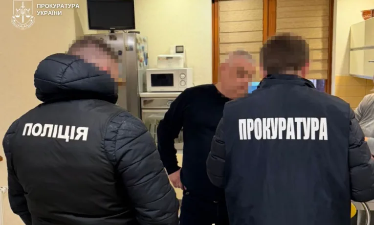 На Львівщині експодатківця та працівницю ТЦК підозрюють  в організації схеми ухилення від мобілізації