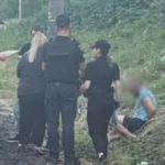 Суд відправив львів’янина, який напав з ножицями на дітей, до психлікарні