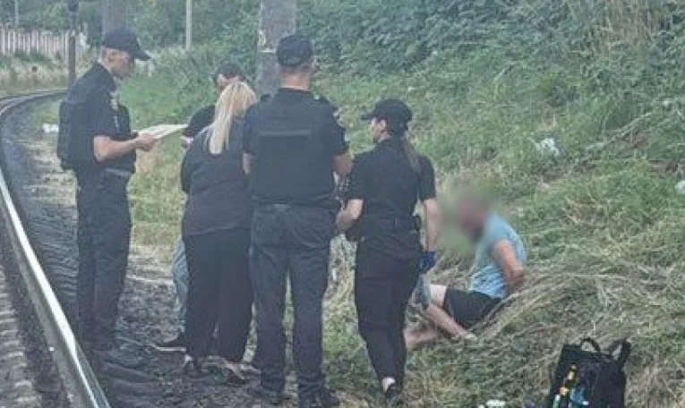 Суд відправив львів’янина, який напав з ножицями на дітей, до психлікарні