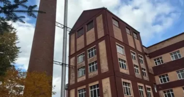 У Львові продали майновий комплекс колишнього лікеро-горілчаного заводу