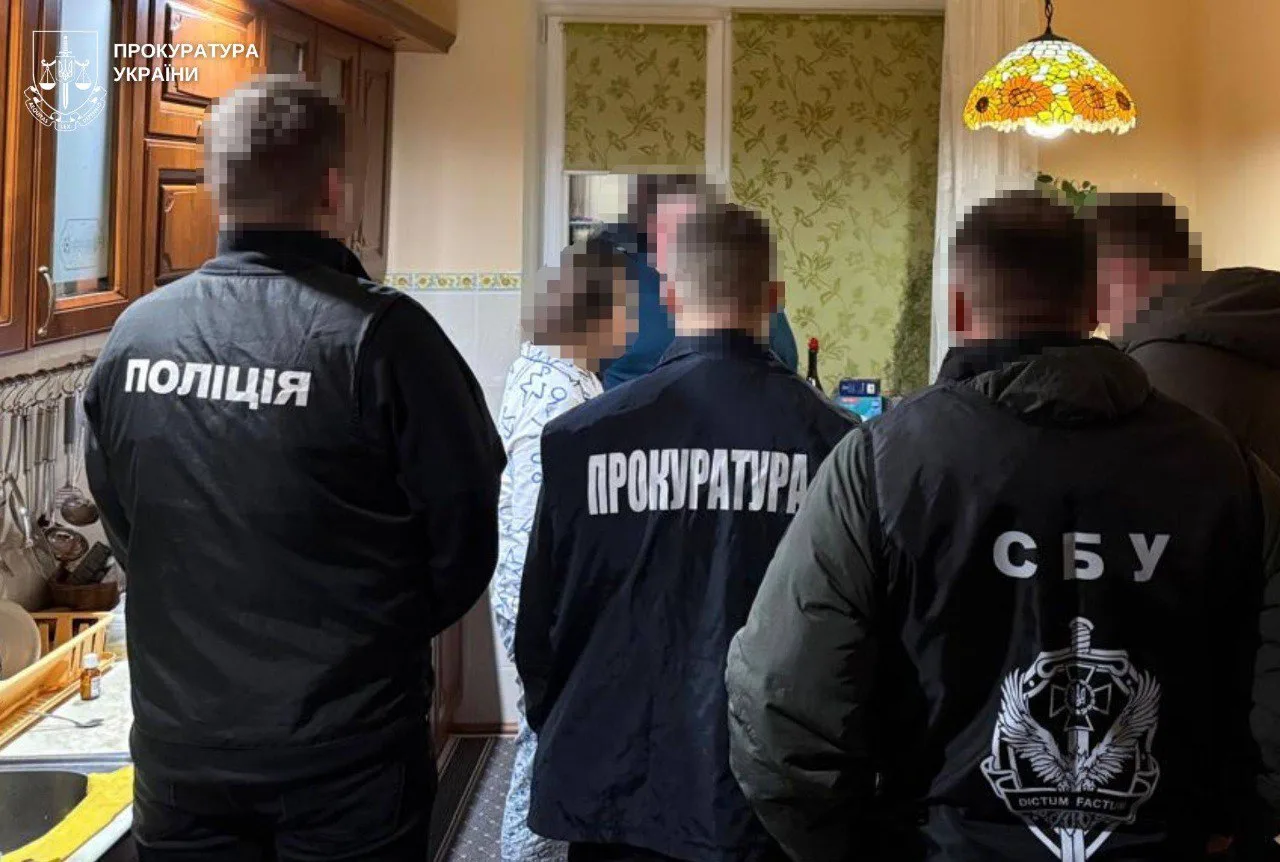 На Львівщині заступник директора лікарні та двоє лікарів оформлювали фіктивні довідки для встановлення інвалідності