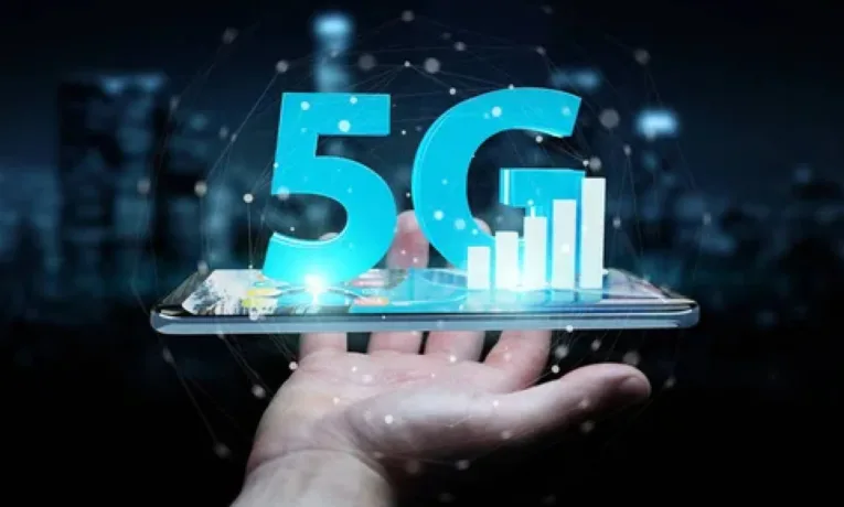 У центрі Львова запрацював пілотний проєкт 5G: швидкість — до 500 Мбіт/с