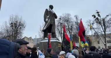 У Львові вшанували Степана Бандеру з нагоди 117-ї річниці його народження (фото)