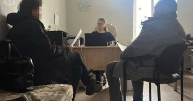 На Львівщині підозрюють посадовця відділу освіти через завищення ціни генераторів на пів мільйона