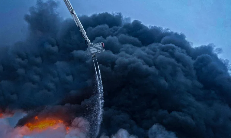 У Бродах на Львівщині зафіксували задимленість після атаки РФ: загрози для здоров’я немає