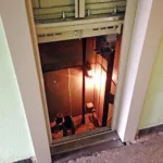 У Львові рятувальники визволили трьох чоловіків із ліфтової пастки — один упав у шахту