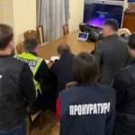 70 доларів за фуру: правоохоронці викрили корупційну схему на Львівській митниці