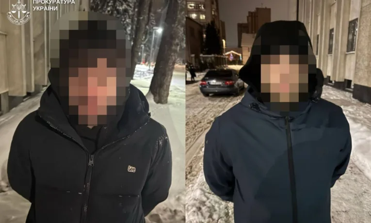 У Львові двоє зловмисників викрали чоловіка з інвалідністю та вимагали 25 тисяч доларів викупу