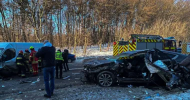 Ранкова автотроща у Львові: двоє водіїв в лікарні