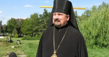 Після розслідування Львівської СБУ щодо фіктивних посвідчень священників, Синод ПЦУ відправив на спокій єпископа Кирила