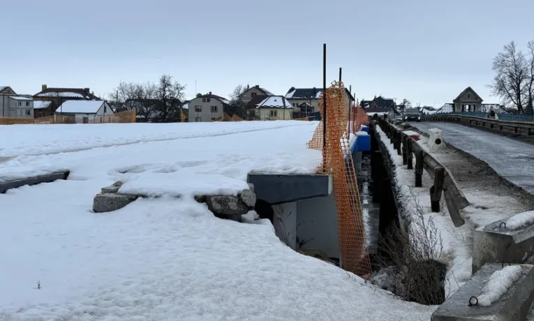 На Львівщині передбачили 30 млн грн на продовження будівництва моста через Західний Буг